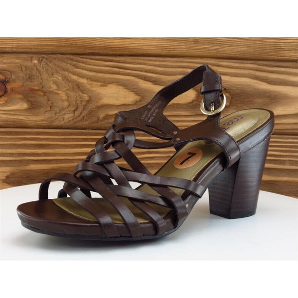 Me Too Size 7 Sandal Strappy Brown Synthetic Women M Ginger - Picture 1 of 10